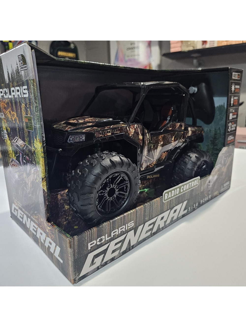 Polaris General radio control 1:15 scale camo off road vehicle